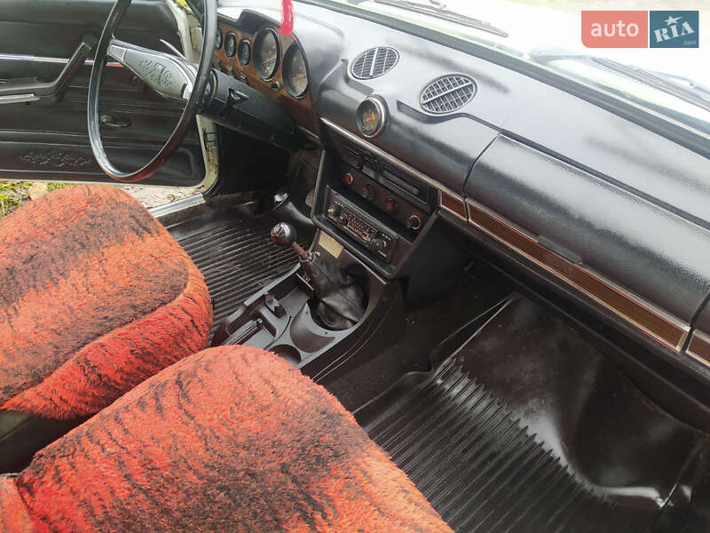 Седан ВАЗ / Lada 2106 1990 в Ровно