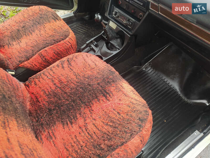 Седан ВАЗ / Lada 2106 1990 в Ровно