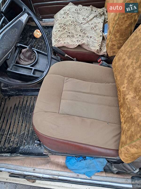 Седан ВАЗ / Lada 2106 1988 в Чернівцях