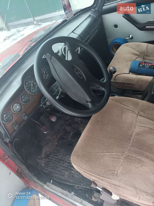 Седан ВАЗ / Lada 2106 1989 в Миргороде