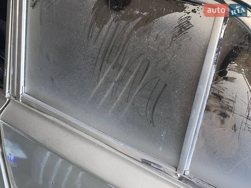 Седан ВАЗ / Lada 2106 1989 в Новоселице фото 10 Седан ВАЗ / Lada 2106 1989 в Новоселице