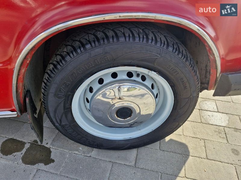 Седан ВАЗ / Lada 2106 1983 в Миргороді