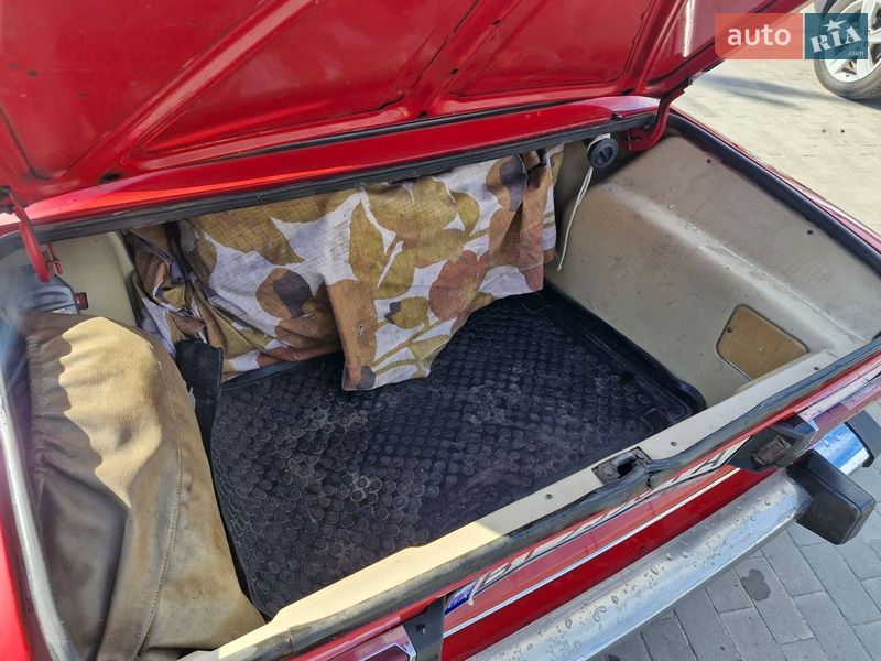 Седан ВАЗ / Lada 2106 1983 в Миргороді