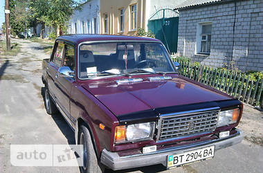 Седан ВАЗ / Lada 2107 2005 в Николаеве