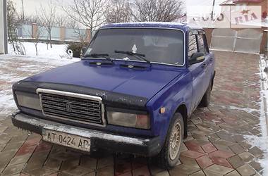 Седан ВАЗ / Lada 2107 1986 в Черновцах