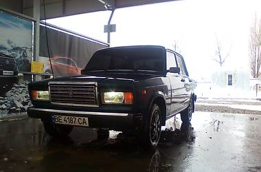 Седан ВАЗ / Lada 2107 1999 в Первомайске