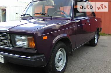 Седан ВАЗ / Lada 2107 2004 в Виннице