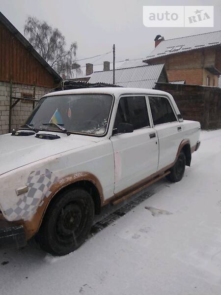 Седан ВАЗ / Lada 2107 1986 в Сколе