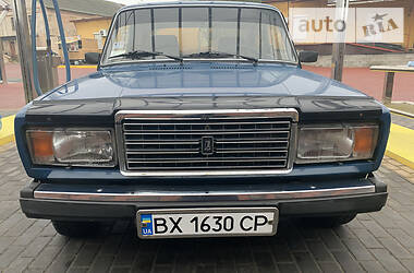 Седан ВАЗ 2107 2001 в 