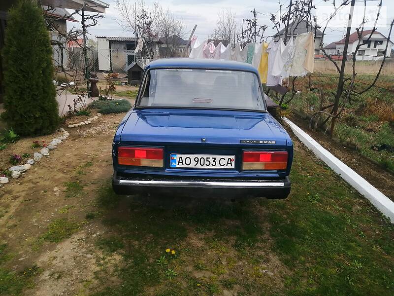 Седан ВАЗ / Lada 2107 2008 в Хусте