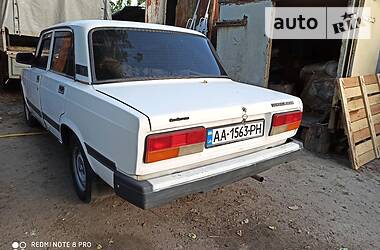 Седан ВАЗ / Lada 2107 2005 в Брусилове