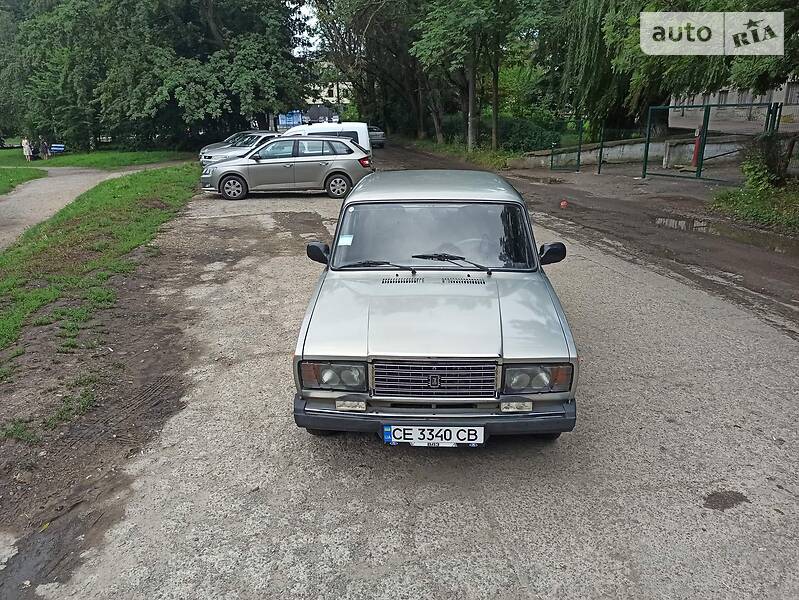 Седан ВАЗ / Lada 2107 2006 в Черновцах