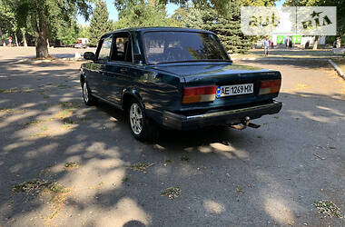 Седан ВАЗ / Lada 2107 2005 в Пятихатках