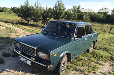 Седан ВАЗ / Lada 2107 2003 в Зборові