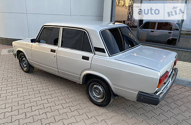 Седан ВАЗ / Lada 2107 2010 в Одессе