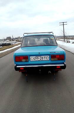 Седан ВАЗ / Lada 2107 1992 в Буську