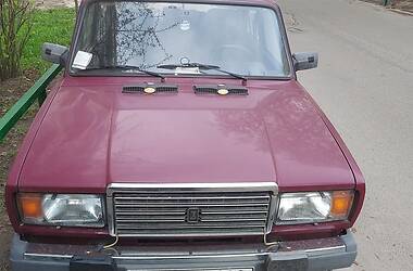 Седан ВАЗ / Lada 2107 2000 в Киеве