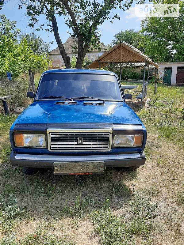 Седан ВАЗ / Lada 2107 2000 в Березовке