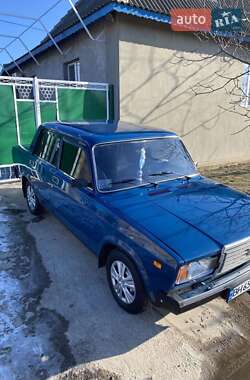 Седан ВАЗ / Lada 2107 2008 в Сараті