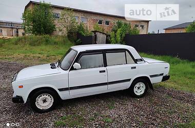 Седан ВАЗ / Lada 2107 1990 в Дубровице