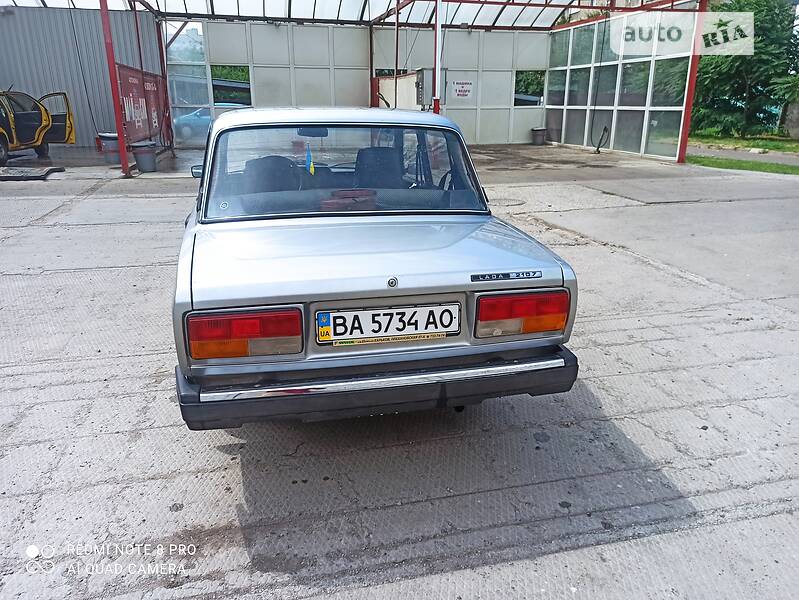 Седан ВАЗ / Lada 2107 2006 в Александрие