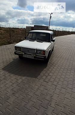 Седан ВАЗ / Lada 2107 1992 в Одессе