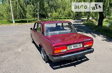 Седан ВАЗ / Lada 2107 2007 в Ровно