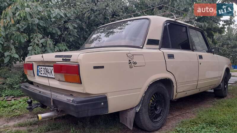 Седан ВАЗ / Lada 2107 1990 в Новомосковську