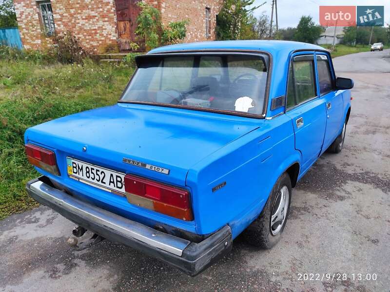 Седан ВАЗ / Lada 2107 2001 в Бурыни