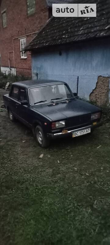 Седан ВАЗ / Lada 2107 1986 в Пустомитах