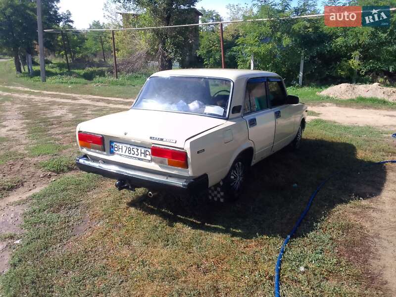 Седан ВАЗ / Lada 2107 1987 в Одессе