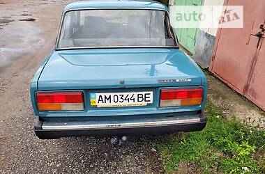 Седан ВАЗ / Lada 2107 2005 в Житомире