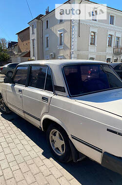 Седан ВАЗ / Lada 2107 1983 в Білій Церкві
