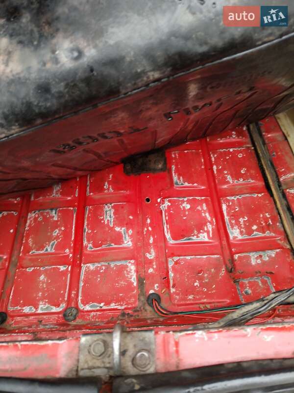 Седан ВАЗ / Lada 2107 1991 в Шепетівці