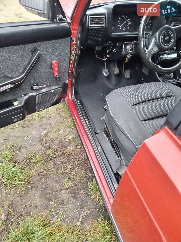 Седан ВАЗ / Lada 2107 1991 в Шепетівці