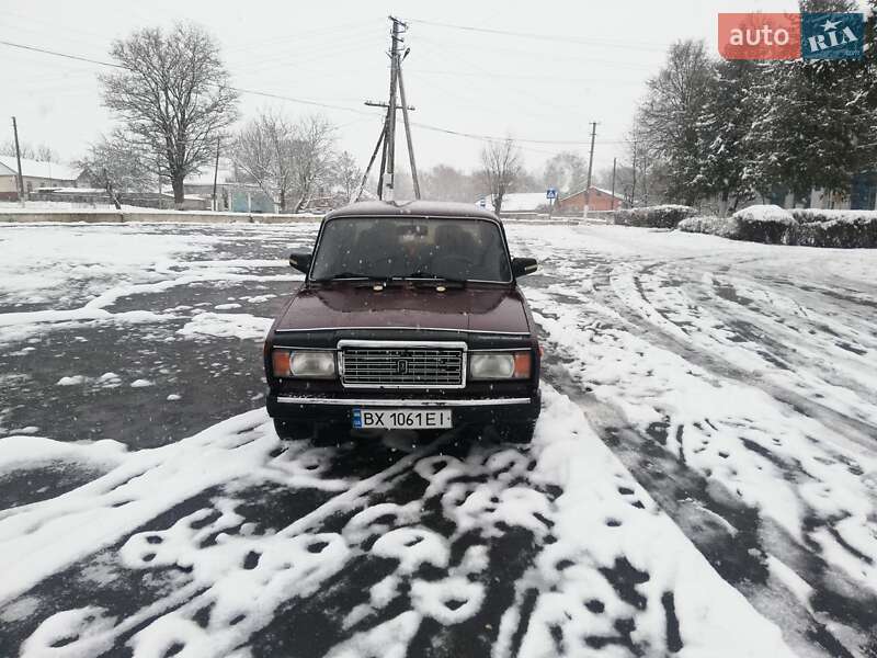 Седан ВАЗ / Lada 2107 2006 в Чемерівцях