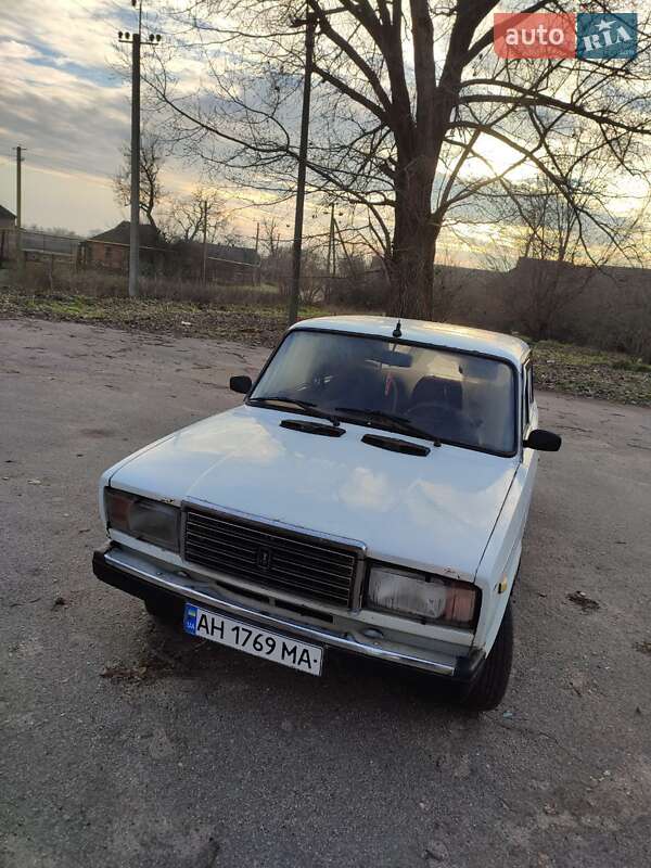 Седан ВАЗ / Lada 2107 1989 в Томаковке