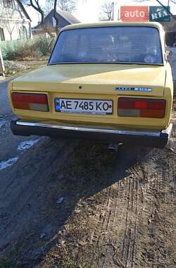 Седан ВАЗ / Lada 2107 1984 в Каменском
