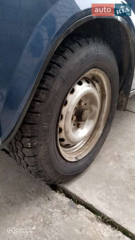 Седан ВАЗ / Lada 2107 2003 в Ужгороде