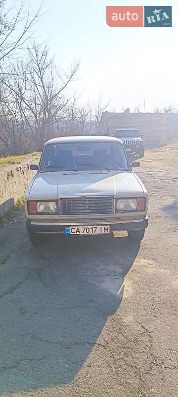 Седан ВАЗ / Lada 2107 1992 в Умані