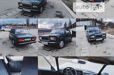 Седан ВАЗ / Lada 2107 2003 в Чернівцях