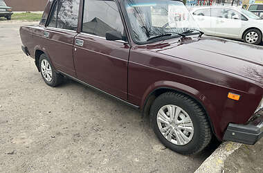 Седан ВАЗ / Lada 2107 2006 в Хоролі