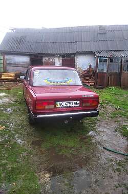 Седан ВАЗ / Lada 2107 1997 в Луцке