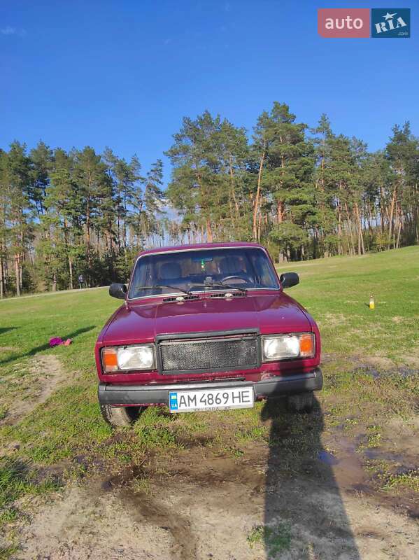 Седан ВАЗ / Lada 2107 2002 в Житомирі