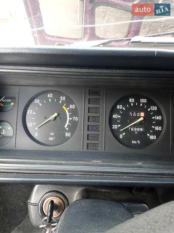 Седан ВАЗ / Lada 2107 2002 в Житомирі