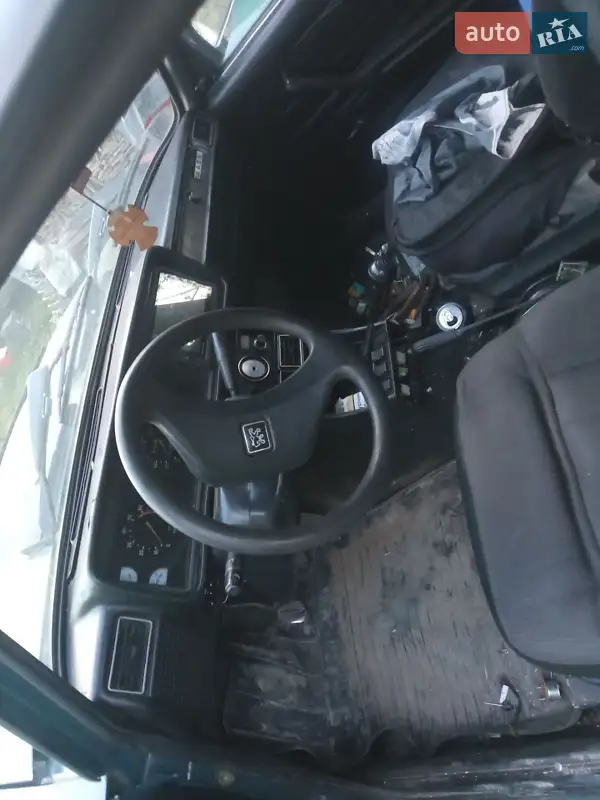 ВАЗ / Lada 2107 2003 VIN XTA21070031796486 фото оголошення 9 з 36