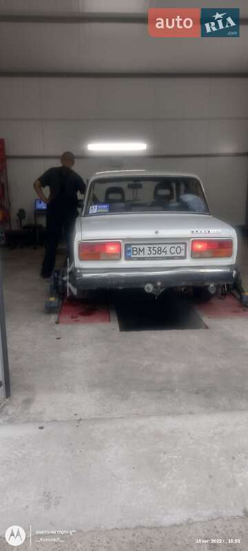 Седан ВАЗ / Lada 2107 1994 в Киеве