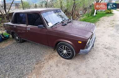 Седан ВАЗ / Lada 2107 2006 в Сваляве