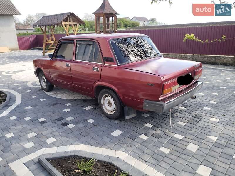 Седан ВАЗ / Lada 2107 1997 в Кицмани