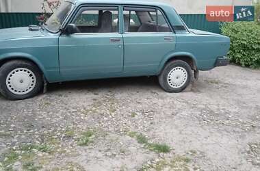 Седан ВАЗ / Lada 2107 2004 в Бучаче